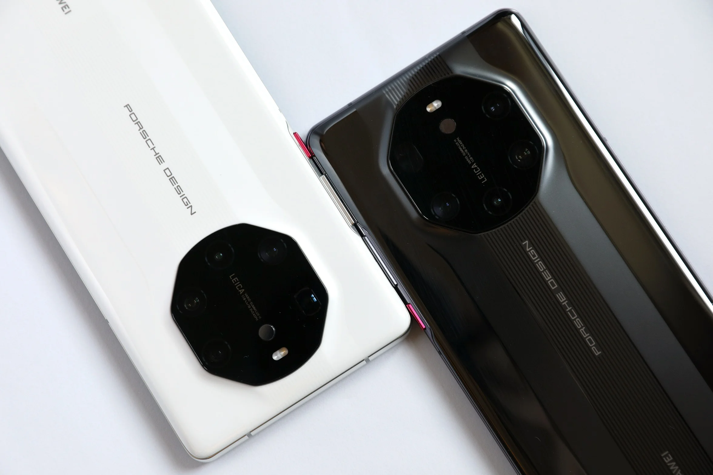 Huawei Mate 40 RS Porsche Design photo